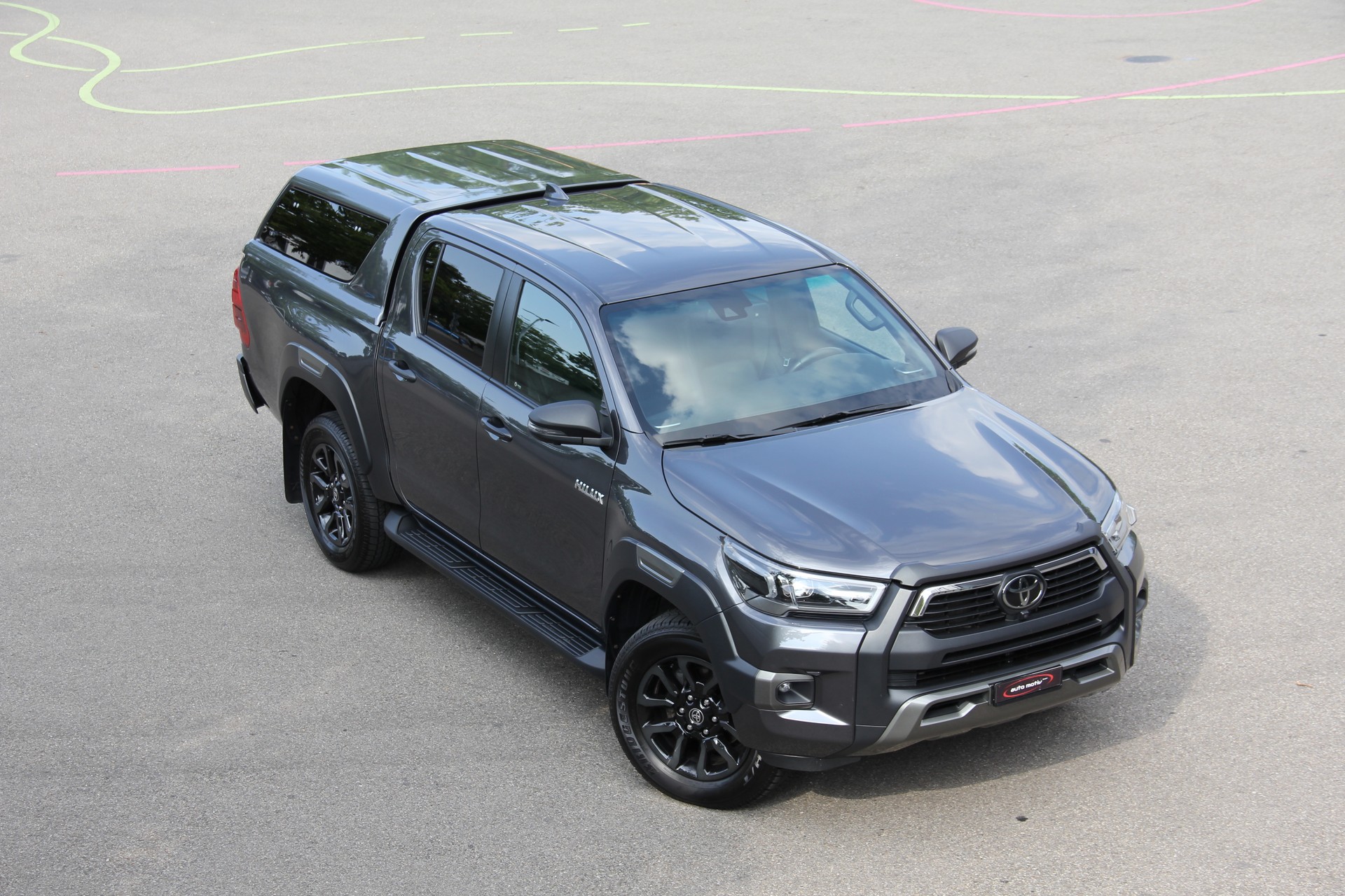 TOYOTA Hilux 2.8d MHEV Invincible Double Cab 4x4 *3500Kg-ANHÄNGEKUPPLUNG* *360°-KAMERA* *LEDER* *JBL-SOUND* 4xSITZHEIZUNG-image-0