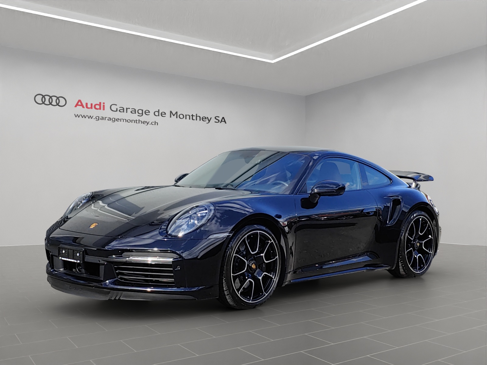 PORSCHE 911 Turbo S PDK