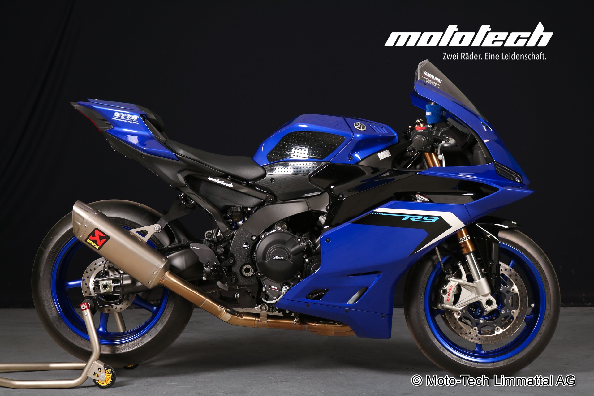 YAMAHA YZF-R9 AKRAPOVIC-showroom-element-1