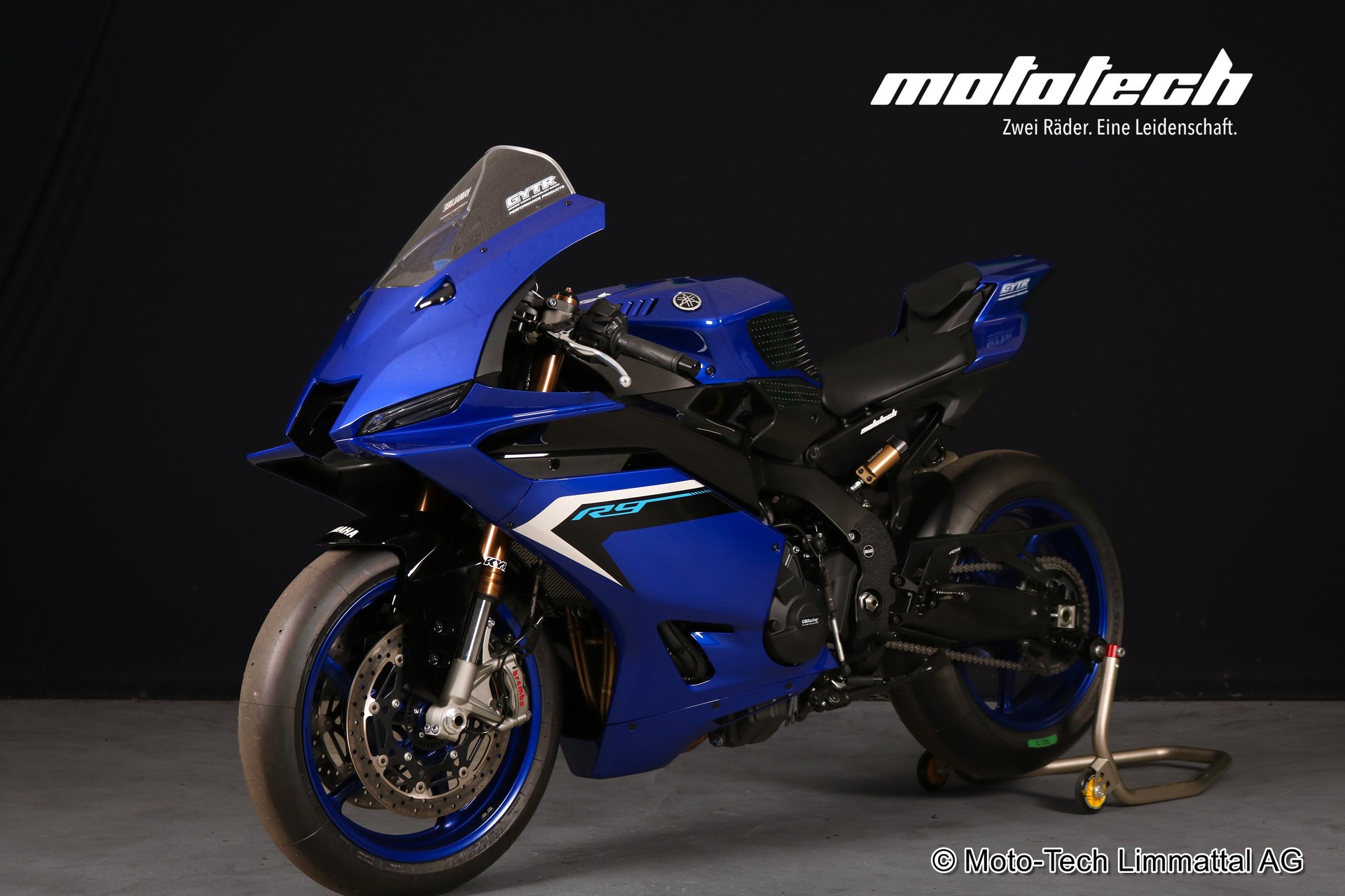 YAMAHA YZF-R9 AKRAPOVIC-image-4