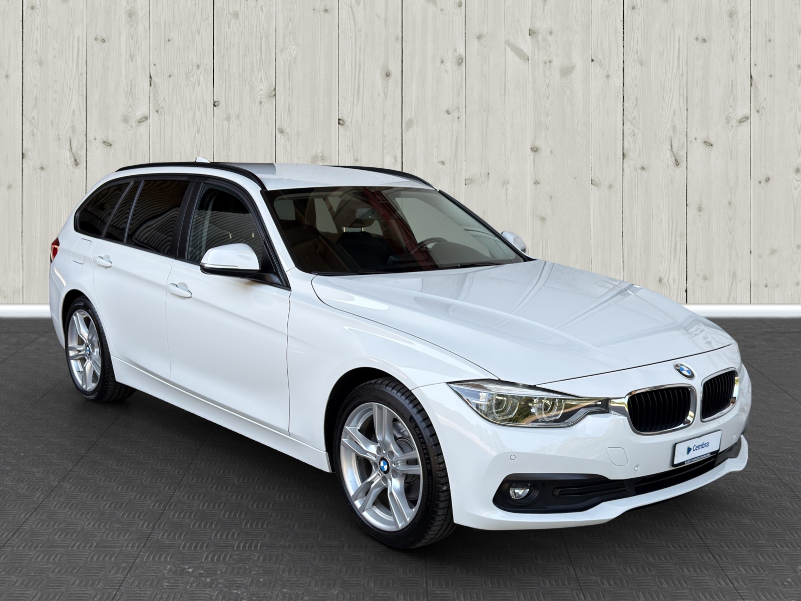 BMW 320d xDrive Touring Swiss Advantage Sport Stept-image-0