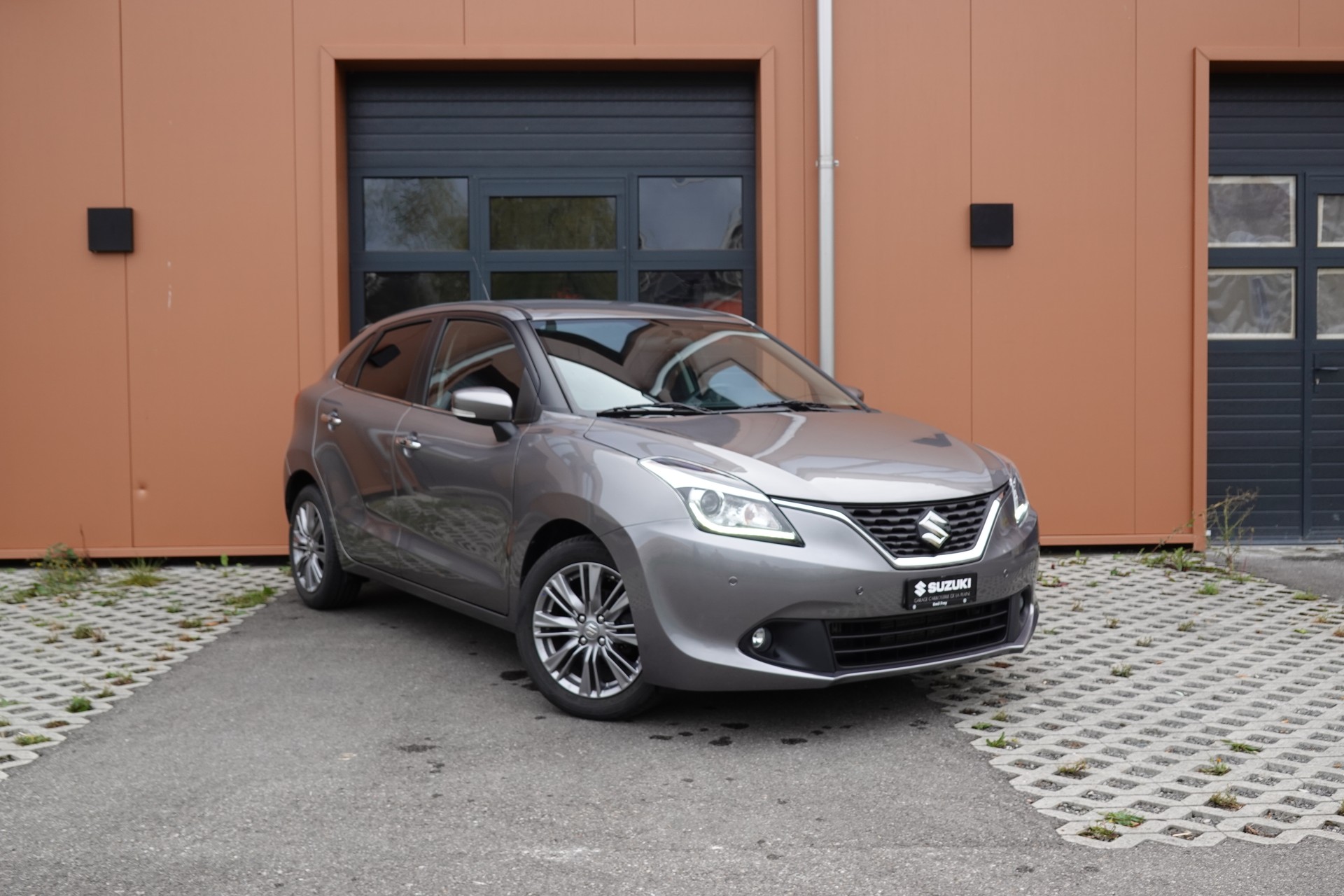 SUZUKI Baleno 1.0 Boosterjet Compact Top Automat