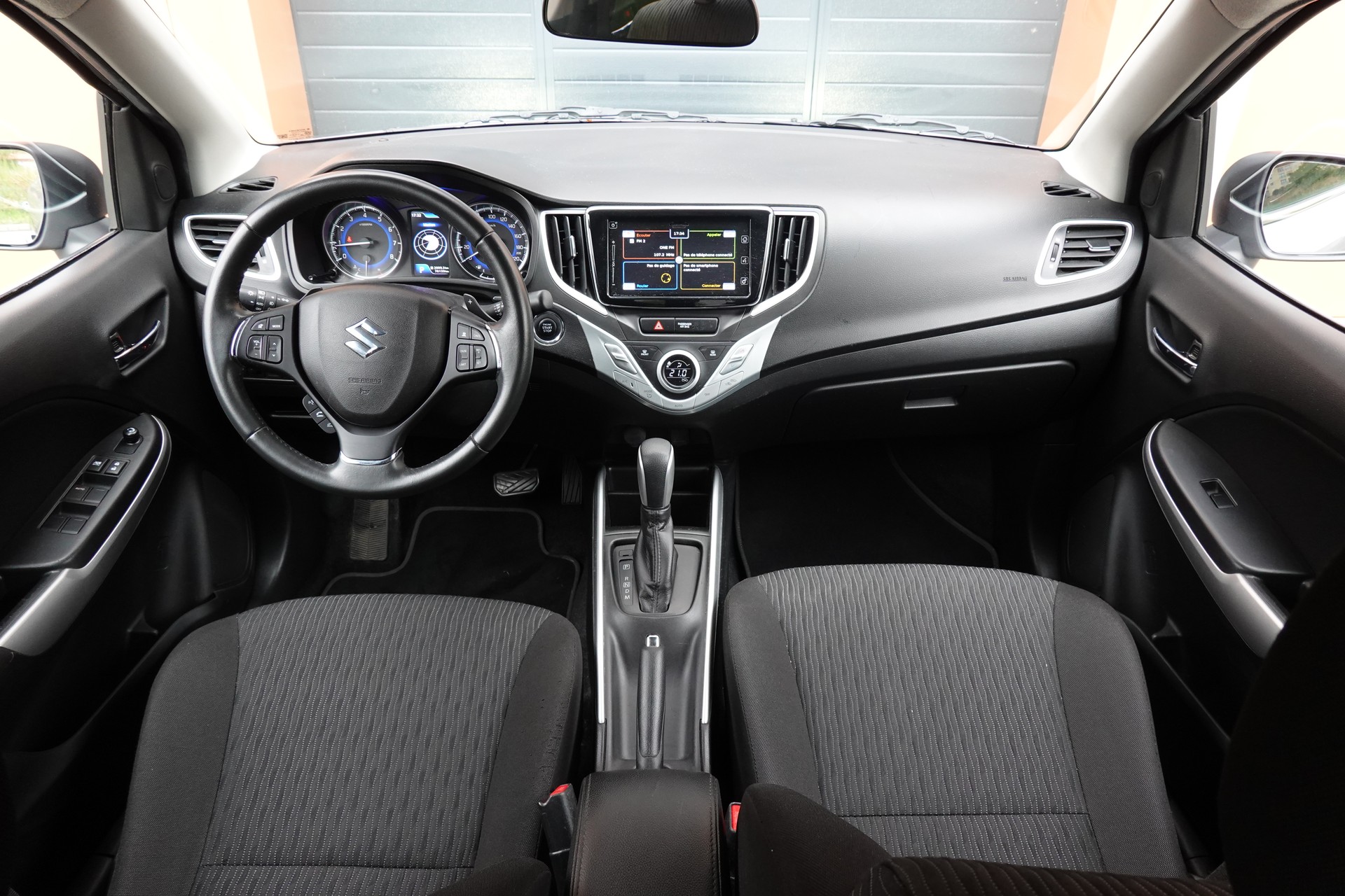 SUZUKI Baleno 1.0 Boosterjet Compact Top Automat-image-10
