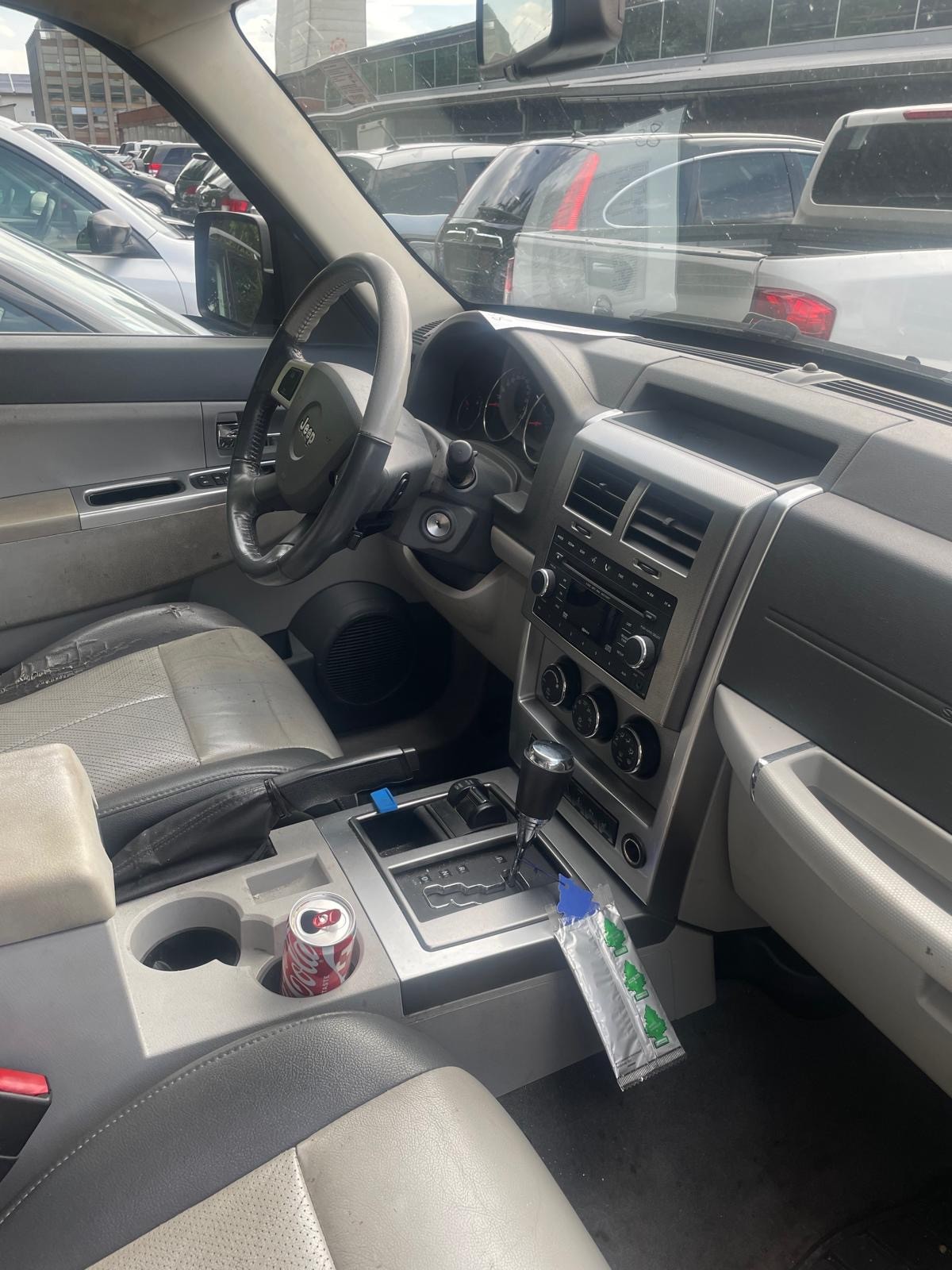 JEEP Cherokee 2.8 CRD Sport Automatic-image-6