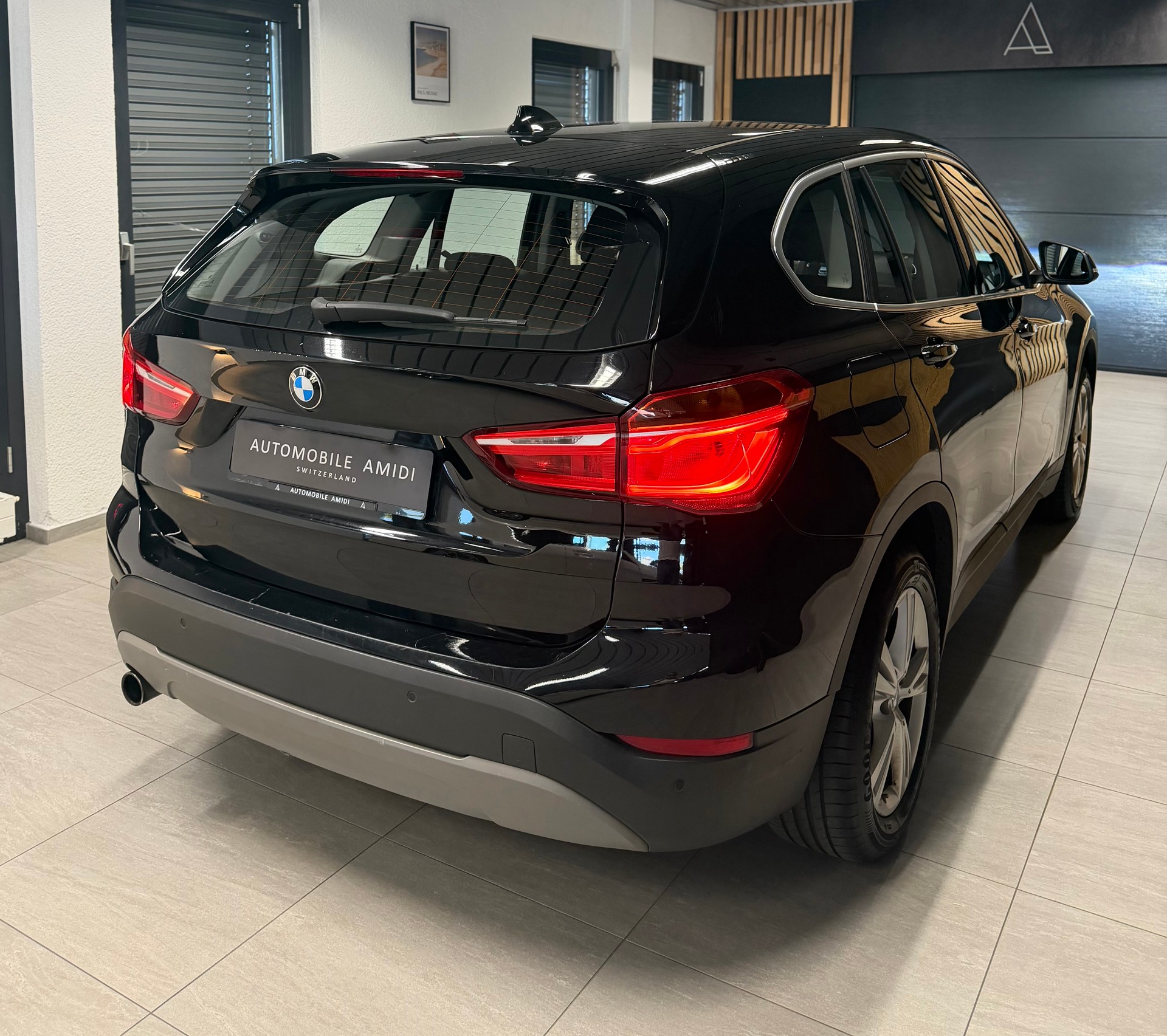 BMW X1 sDrive 18i xLine Steptronic-image-4