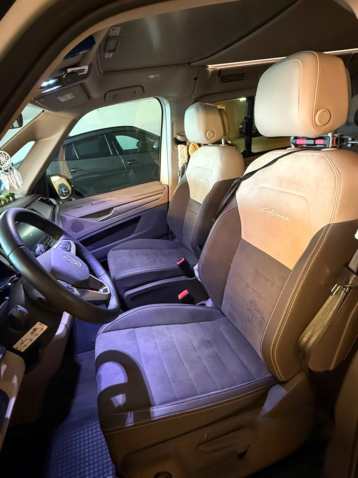 VW California T7 2.0 TSI Beach Tour Liberty DSG-image-2