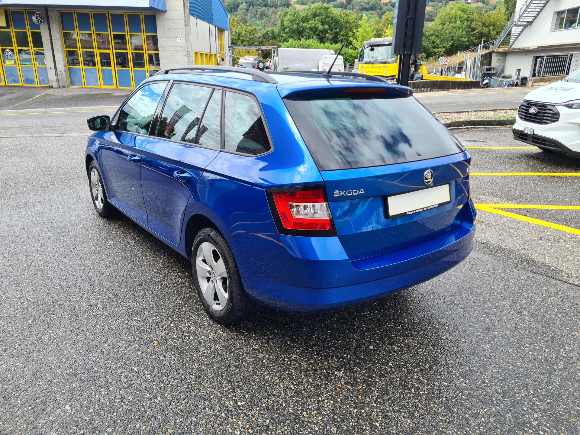 SKODA Fabia Combi 1.2 TSI Ambition-image-3