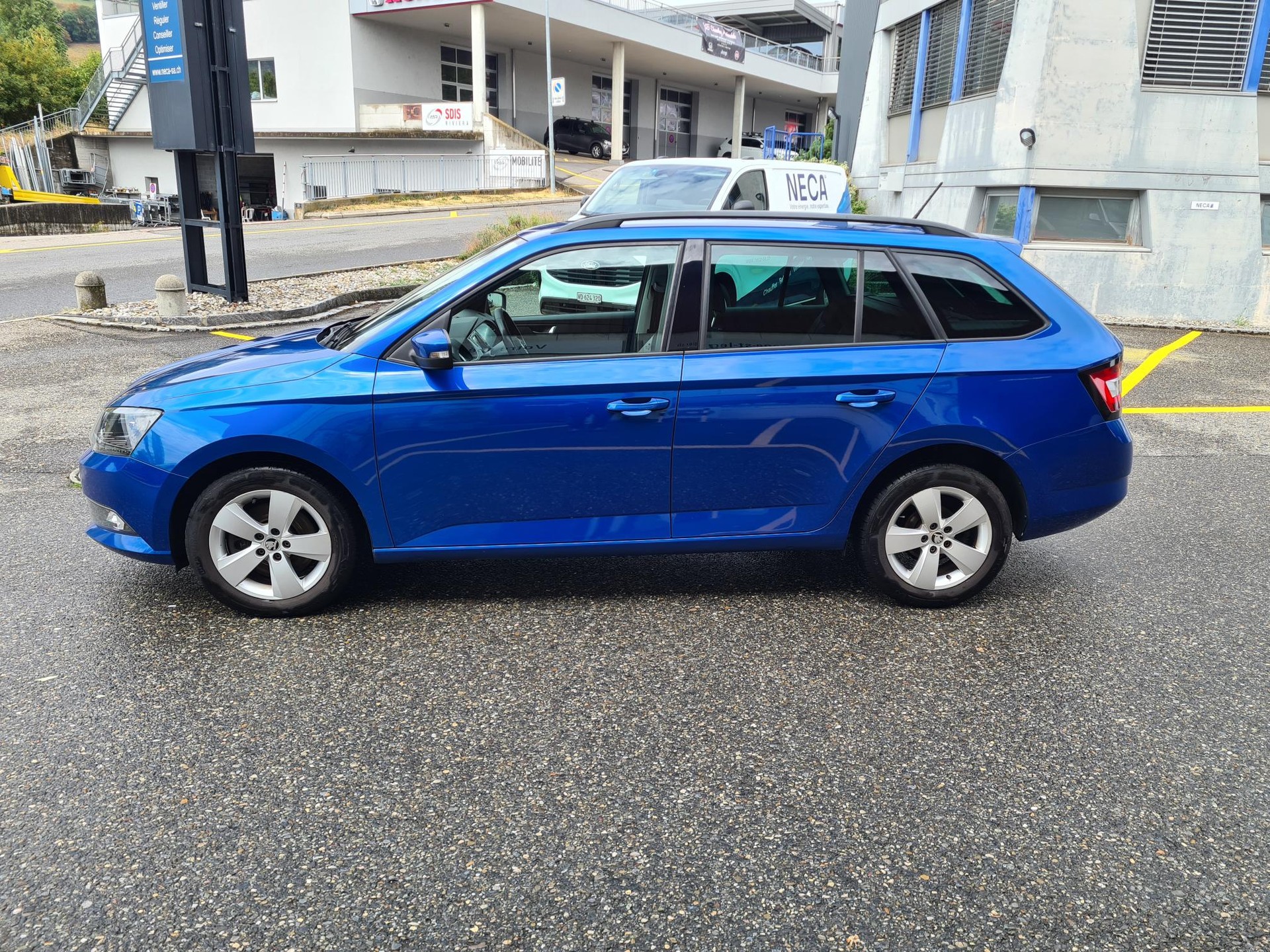 SKODA Fabia Combi 1.2 TSI Ambition-image-2