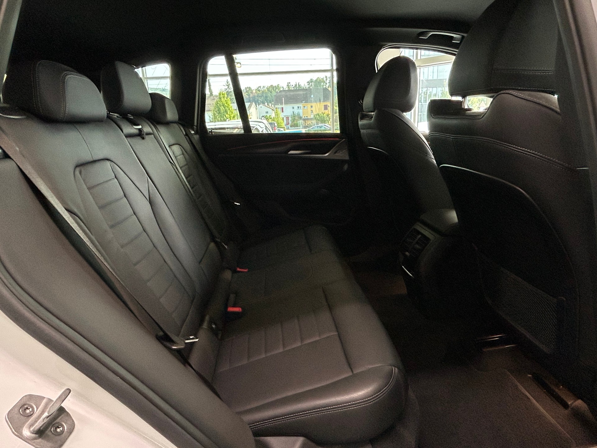 BMW X3 xDrive 48V 30d M Sport-image-16