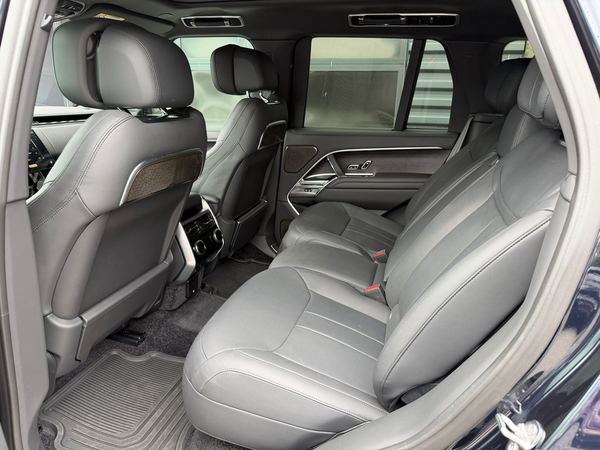 LAND ROVER Range Rover D350 3.0D I6 MHEV Autobiography Automatic-image-15