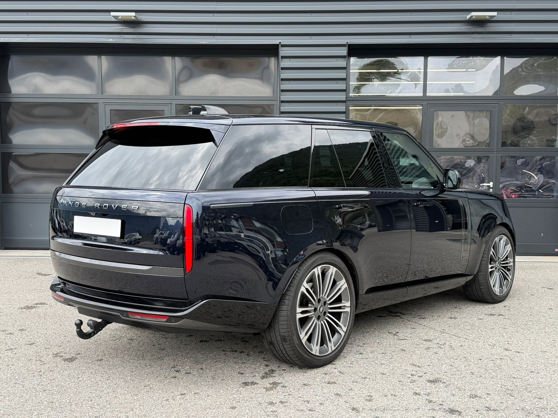 LAND ROVER Range Rover D350 3.0D I6 MHEV Autobiography Automatic-image-4