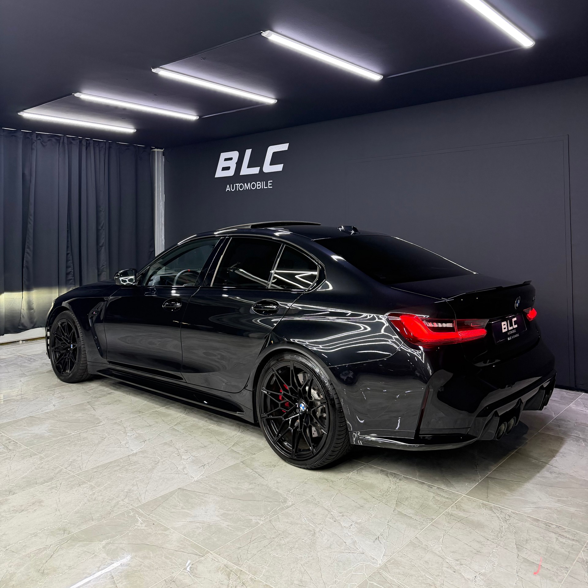 BMW M3 Competition M xDrive-image-4