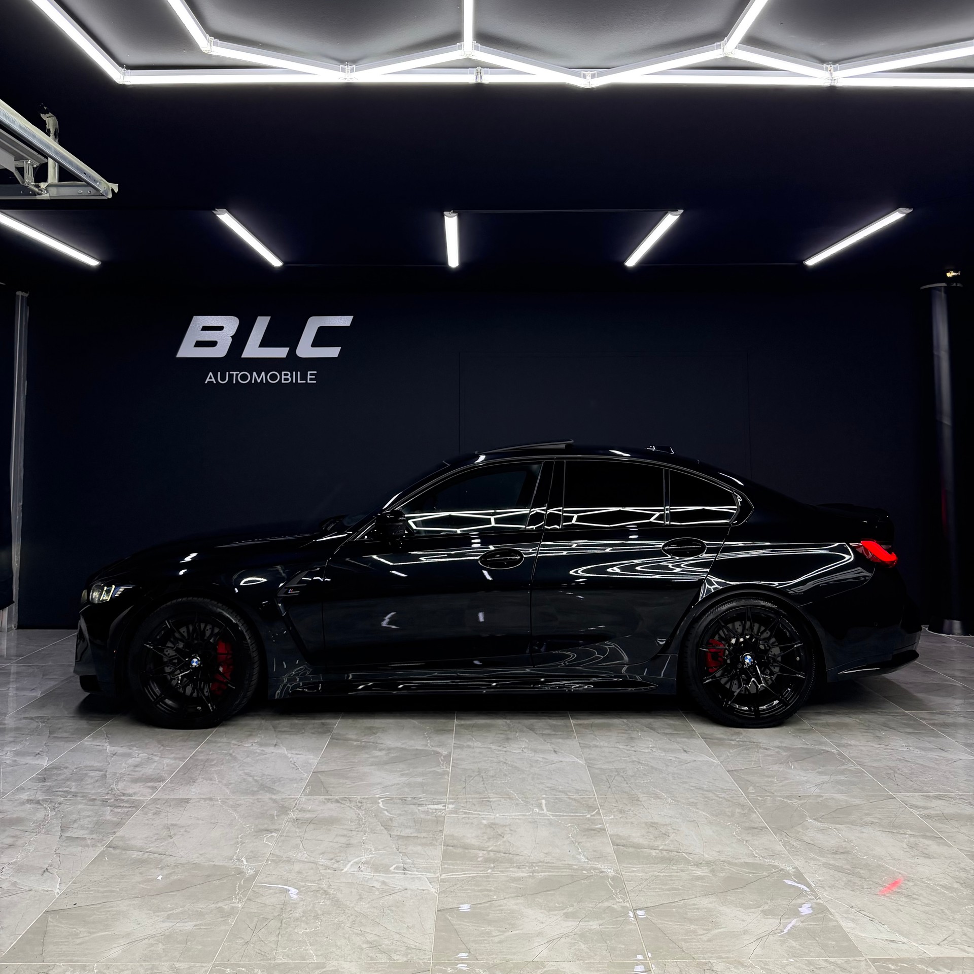 BMW M3 Competition M xDrive-image-2