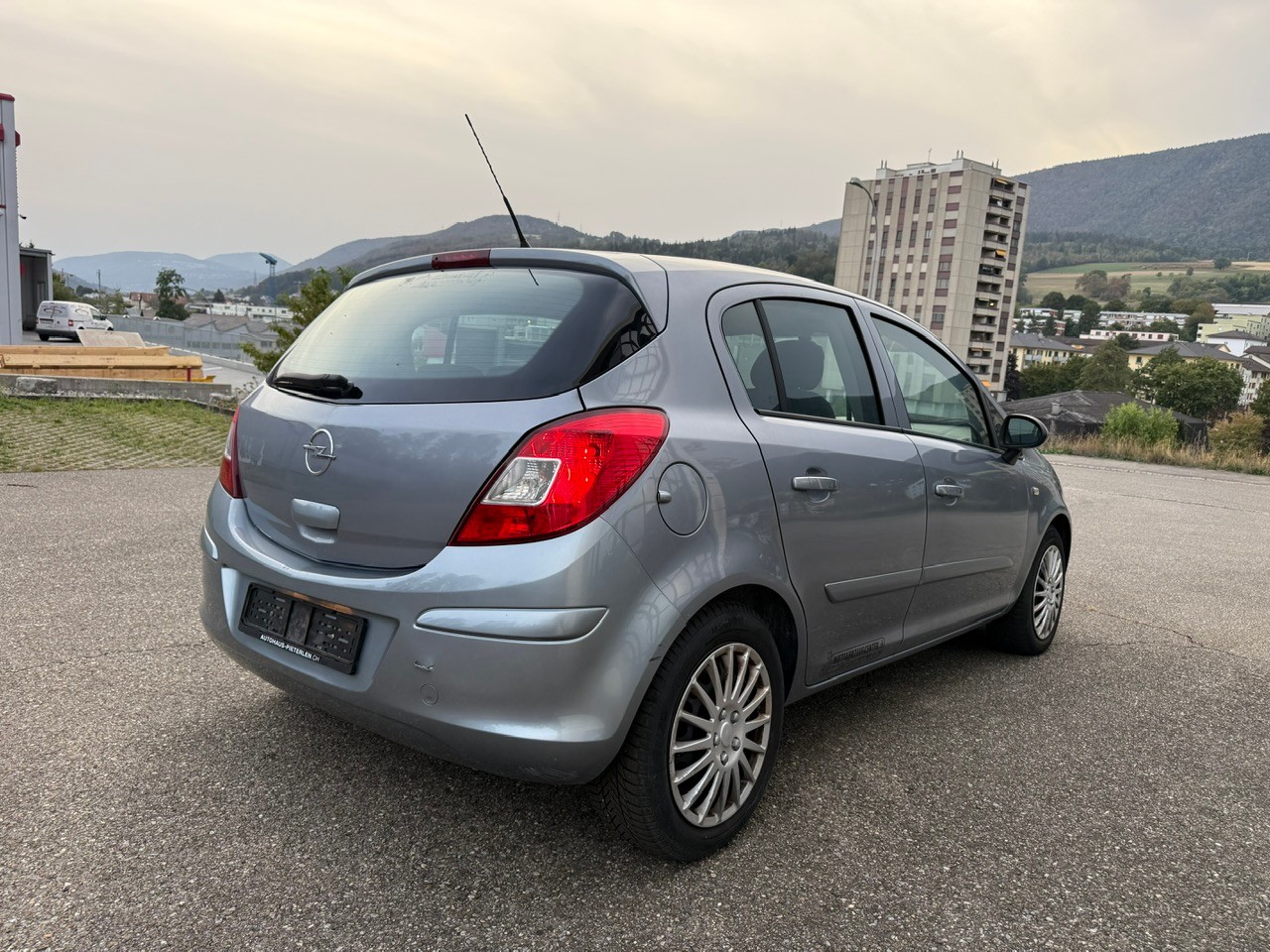 OPEL Corsa 1.4 TP Enjoy-image-6