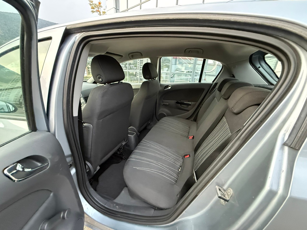 OPEL Corsa 1.4 TP Enjoy-image-11