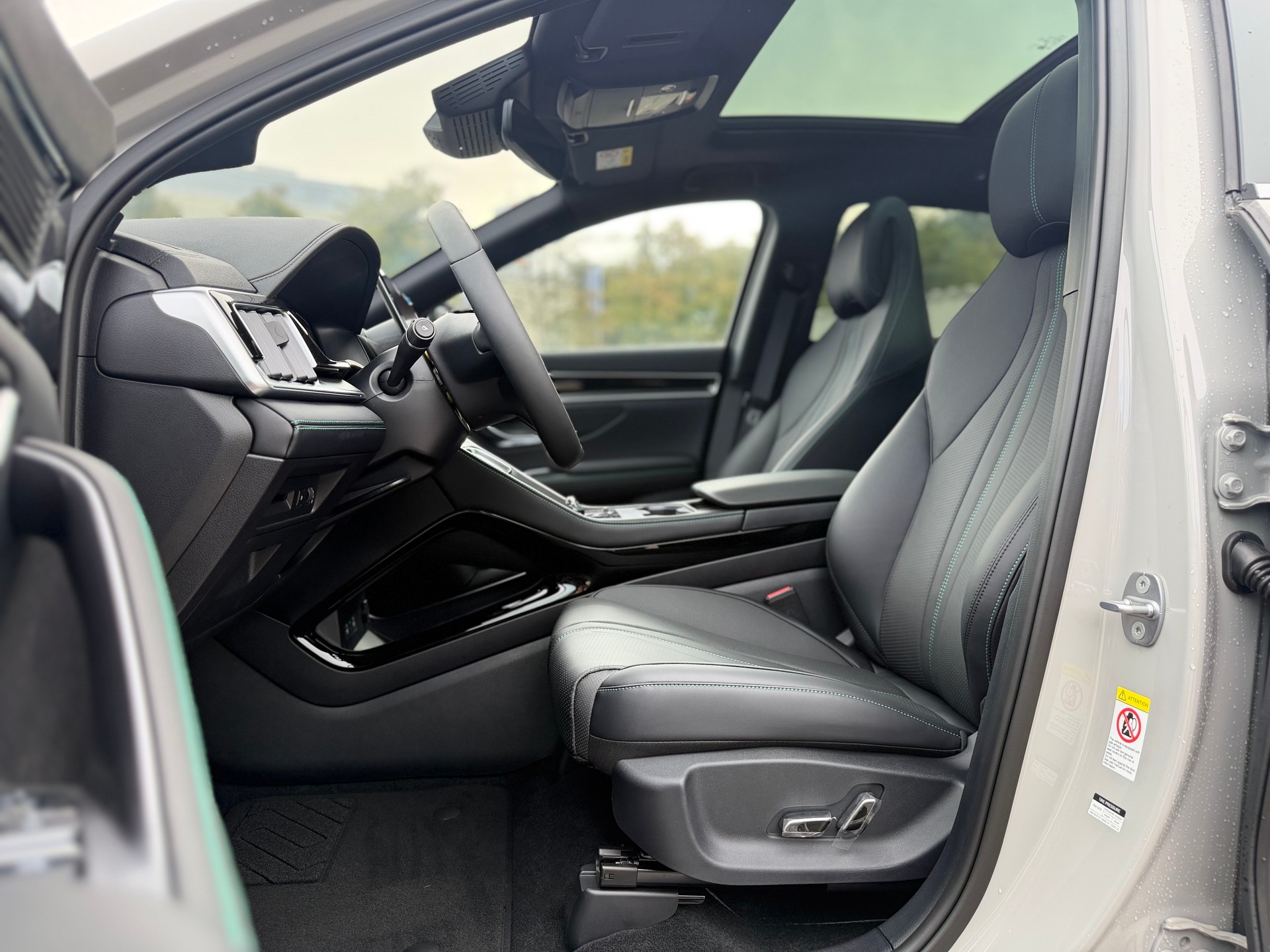 BYD Seal U DM-i Design AWD ° Vollausstattung ° Sofort Verfügbar Boundless Cloud °-image-11
