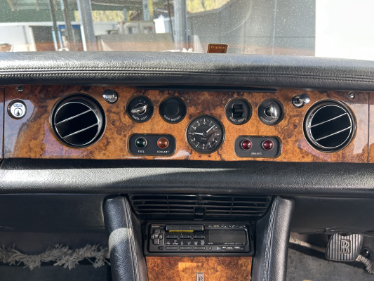 ROLLS-ROYCE Silver Spur II-image-10