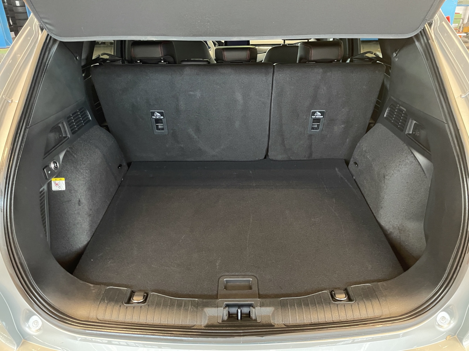 FORD Kuga 2.5 Hybrid ST-Line X 4x4-image-15