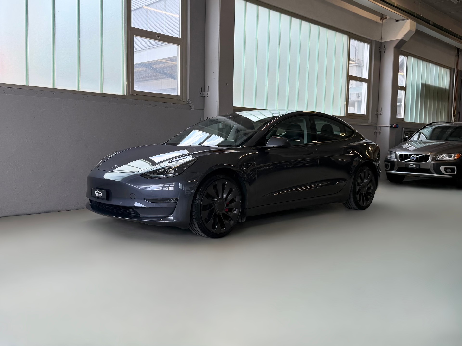 TESLA Model 3 Performance Dual Motor AWD-image-0