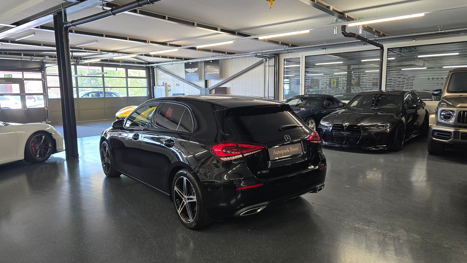 MERCEDES-BENZ A 180-image-7