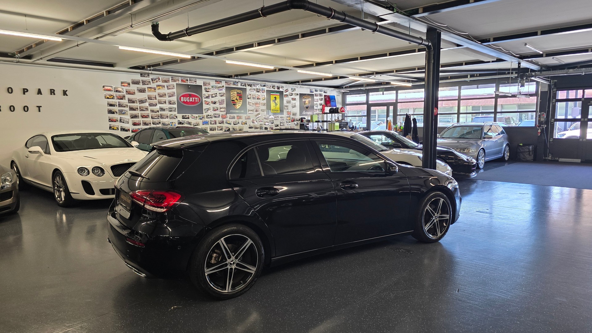 MERCEDES-BENZ A 180-image-5