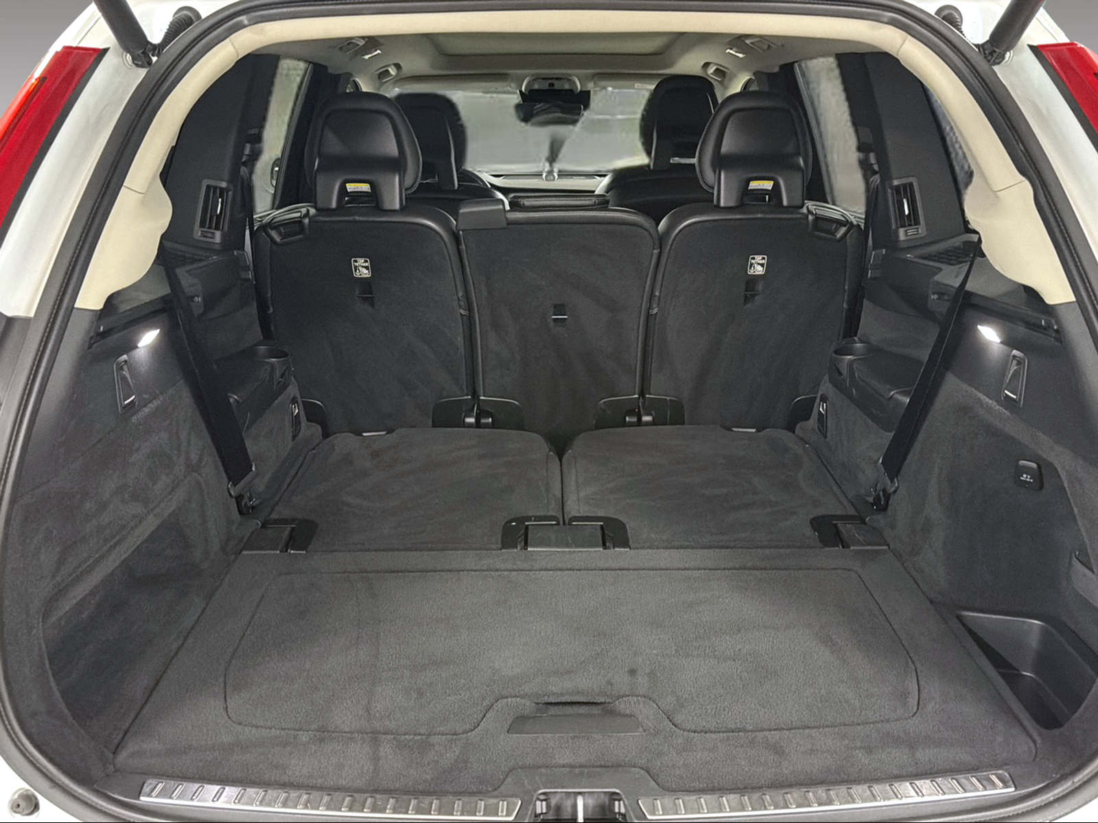 VOLVO XC90 2.0 T8 TE Momentum 7P. AWD-image-6