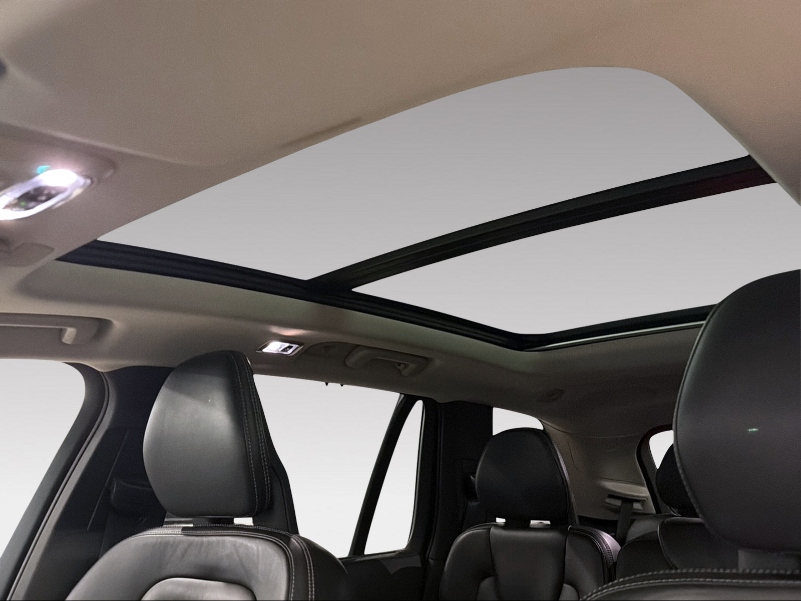 VOLVO XC90 2.0 T8 TE Momentum 7P. AWD-image-19