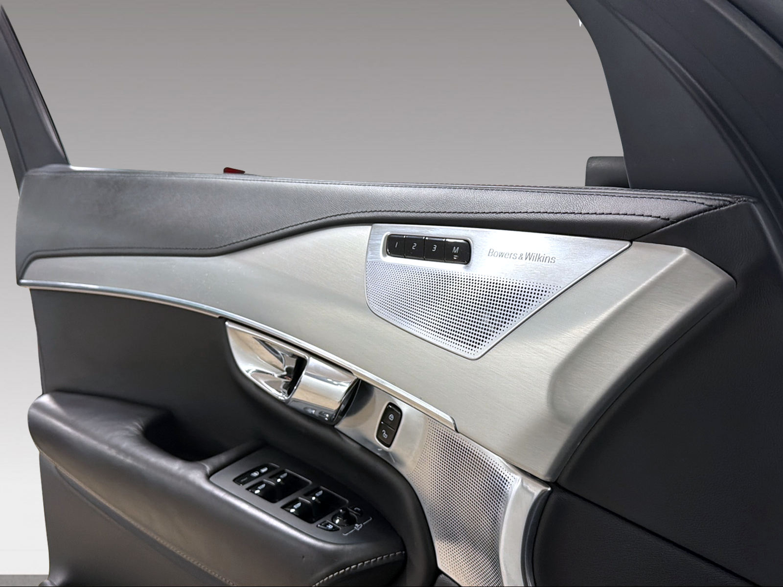 VOLVO XC90 2.0 T8 TE Momentum 7P. AWD-image-18