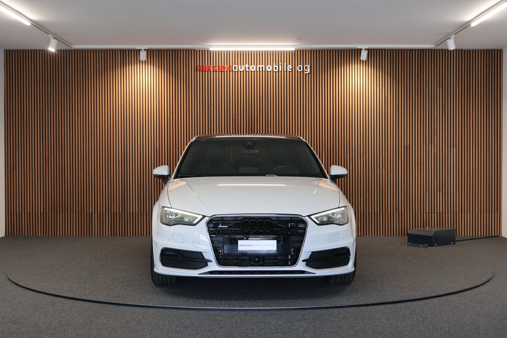 AUDI A3 Sportback 2.0 TDI S-Line quattro S-tronic-image-7