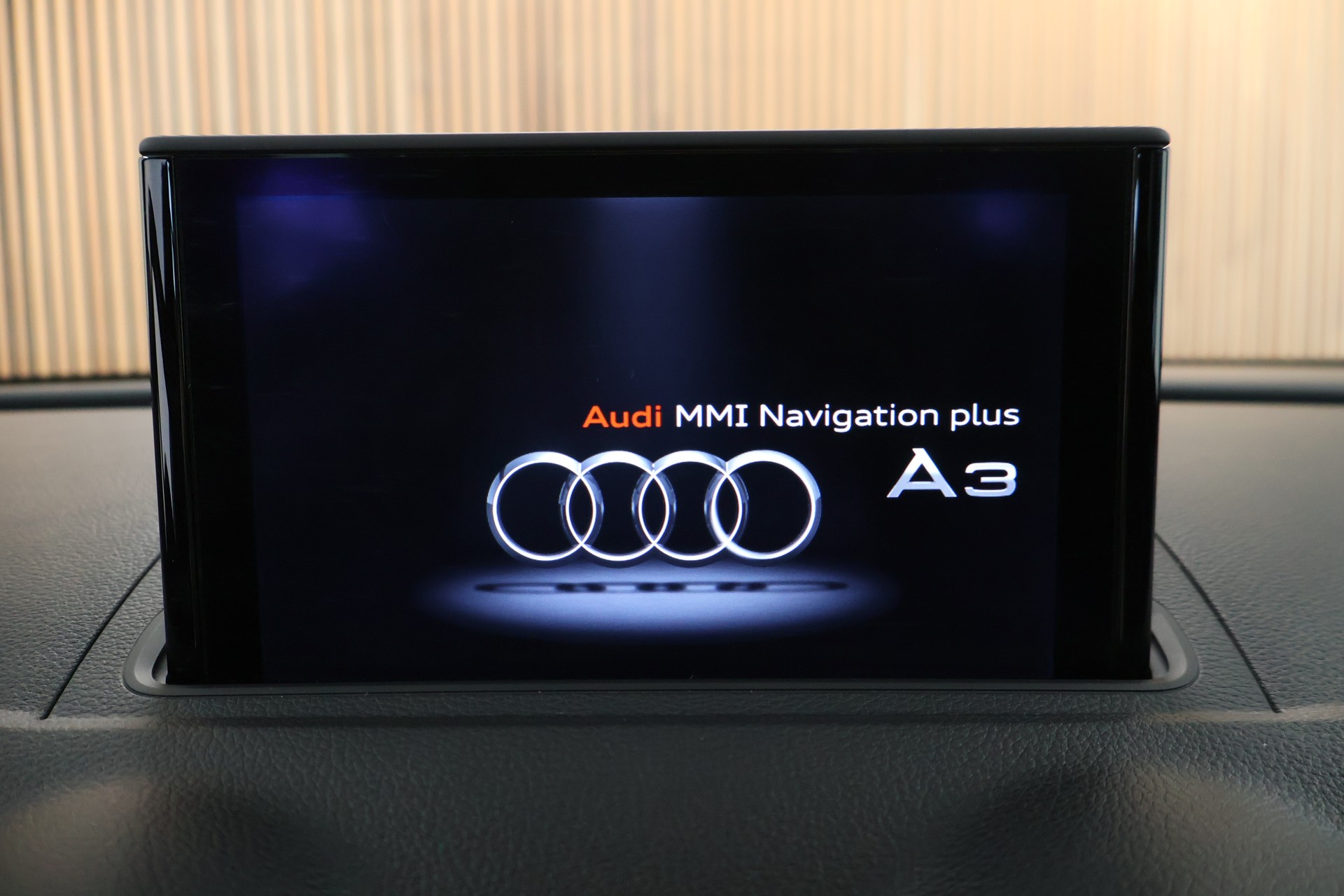 AUDI A3 Sportback 2.0 TDI S-Line quattro S-tronic-image-23