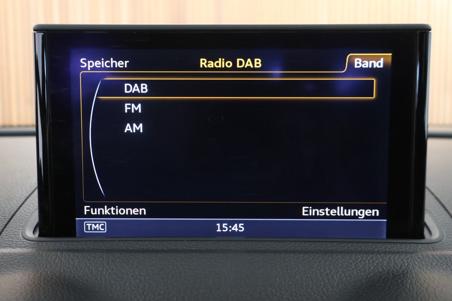 AUDI A3 Sportback 2.0 TDI S-Line quattro S-tronic-image-22