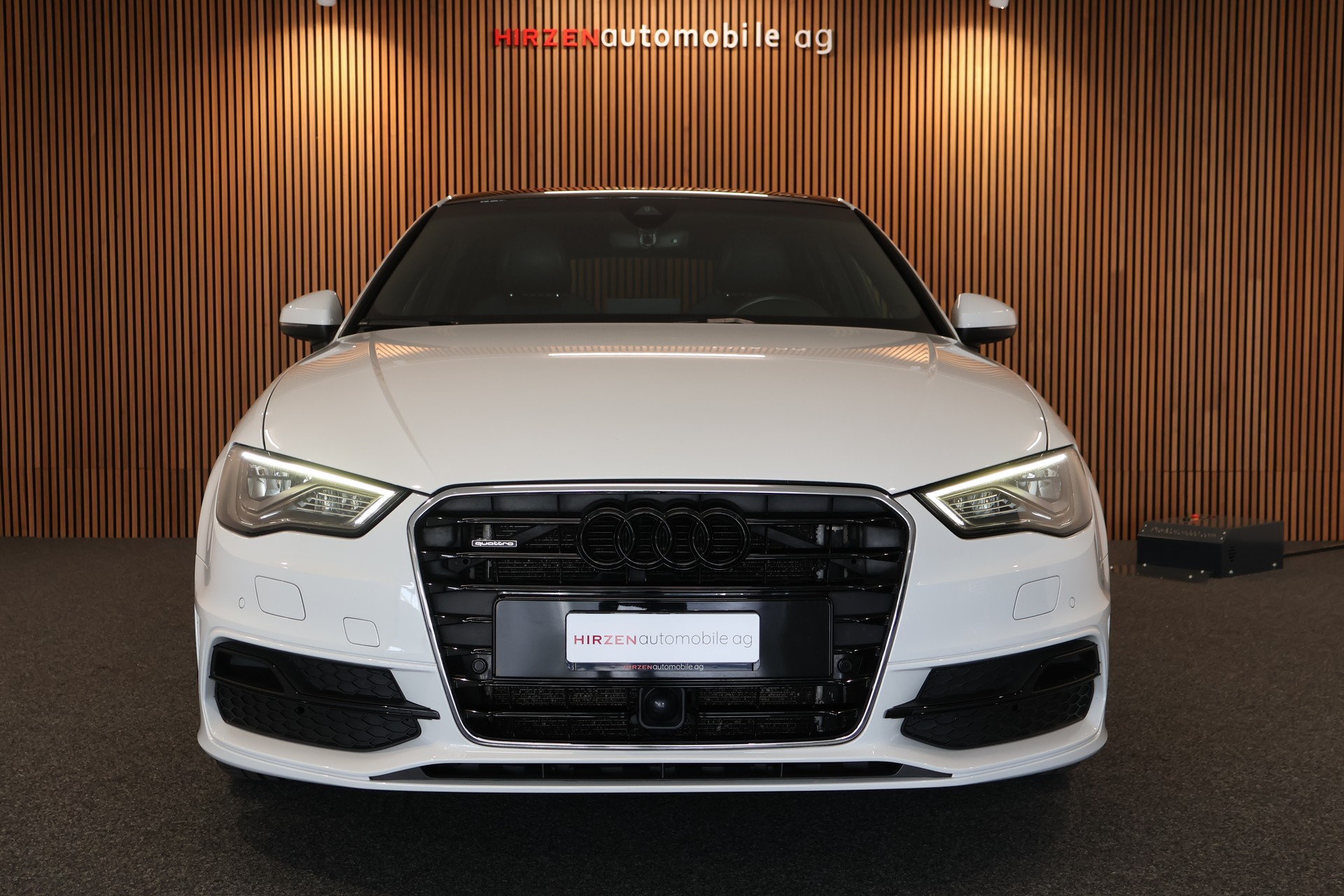 AUDI A3 Sportback 2.0 TDI S-Line quattro S-tronic-image-31