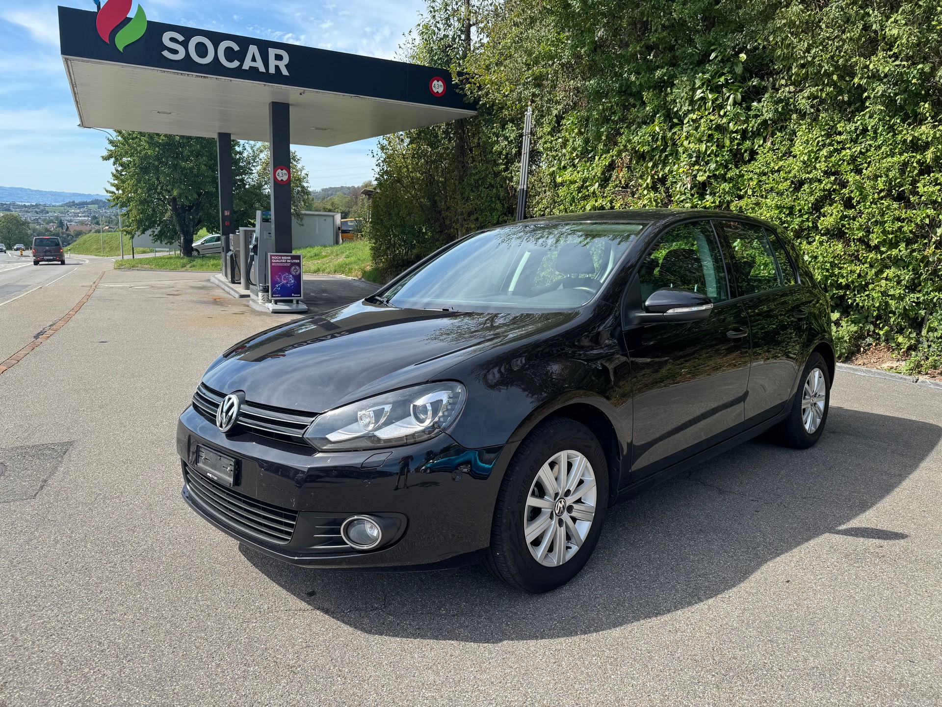 VW Golf 1.4 TSI Highline-image-1