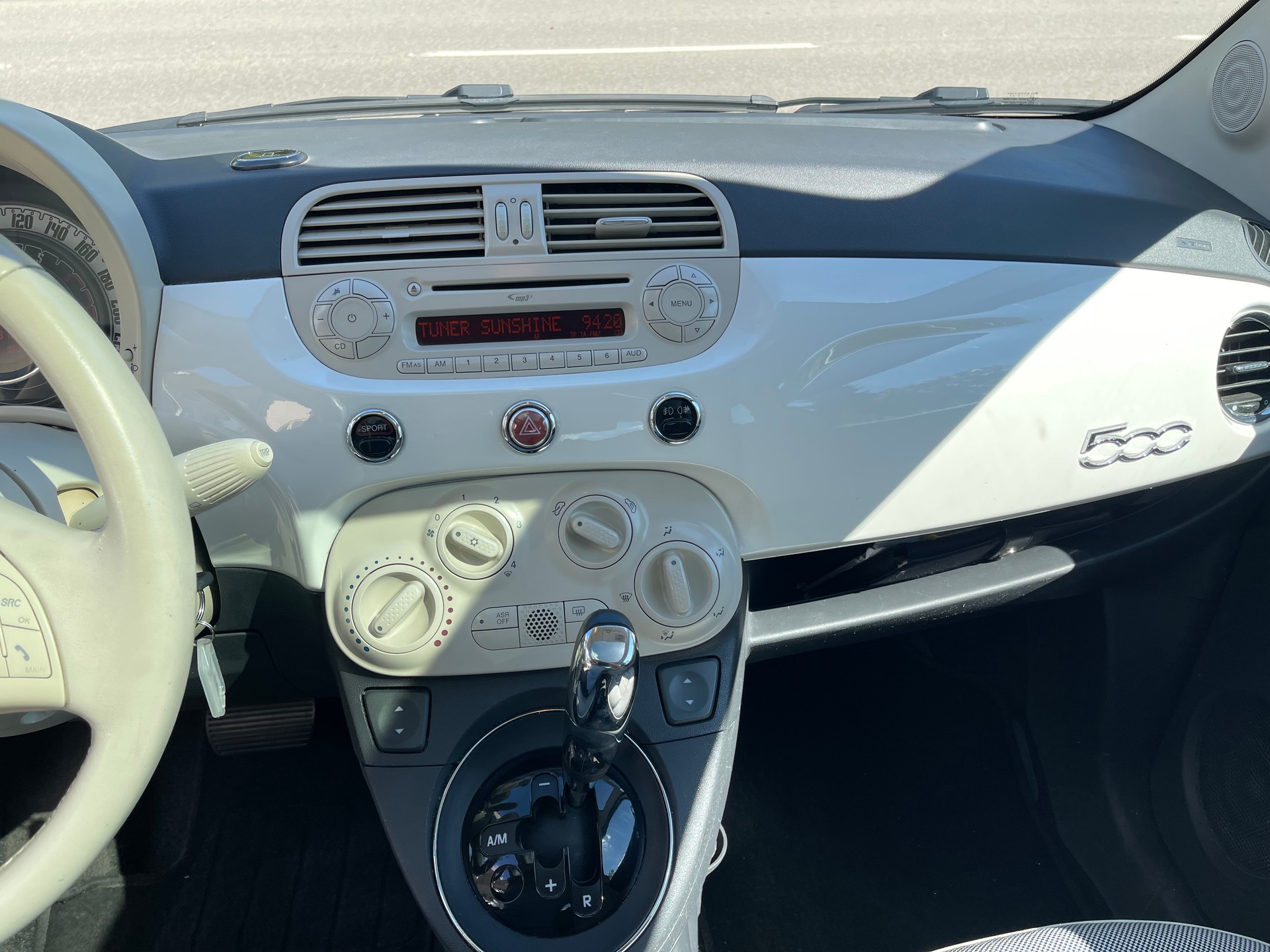 FIAT 500 1.4 16V Lounge Dualogic-image-8