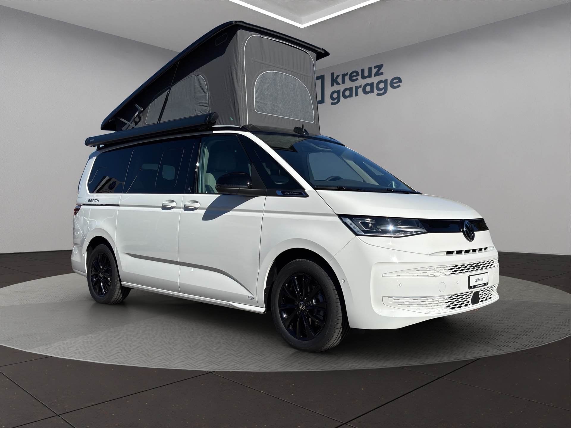 VW California 2.0 TDI Beach Tour Liberty-image-4