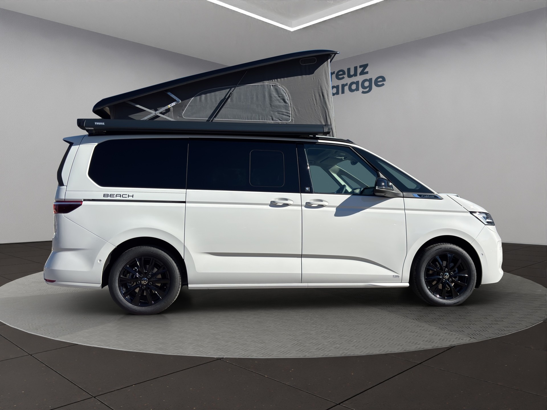 VW California 2.0 TDI Beach Tour Liberty-image-3