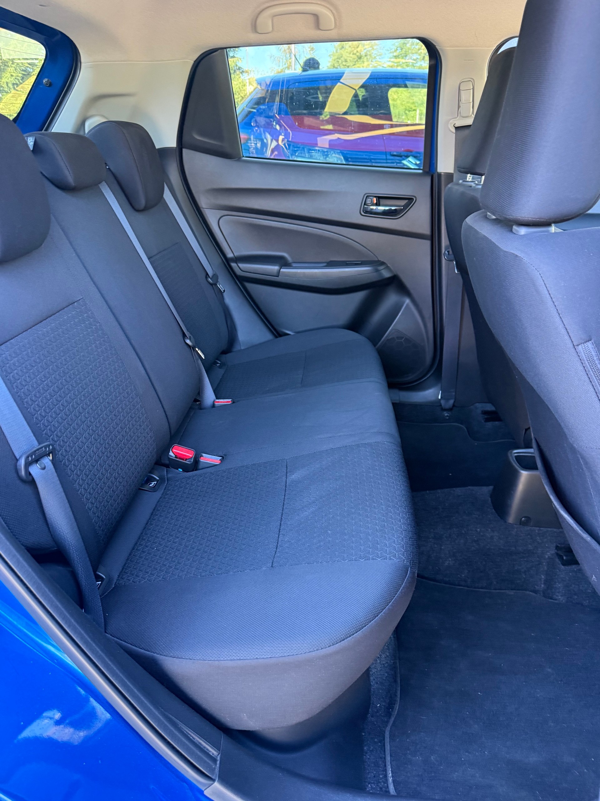 SUZUKI Swift 1.2i Piz Sulai Top Hybrid Allgrip 4x4-image-7