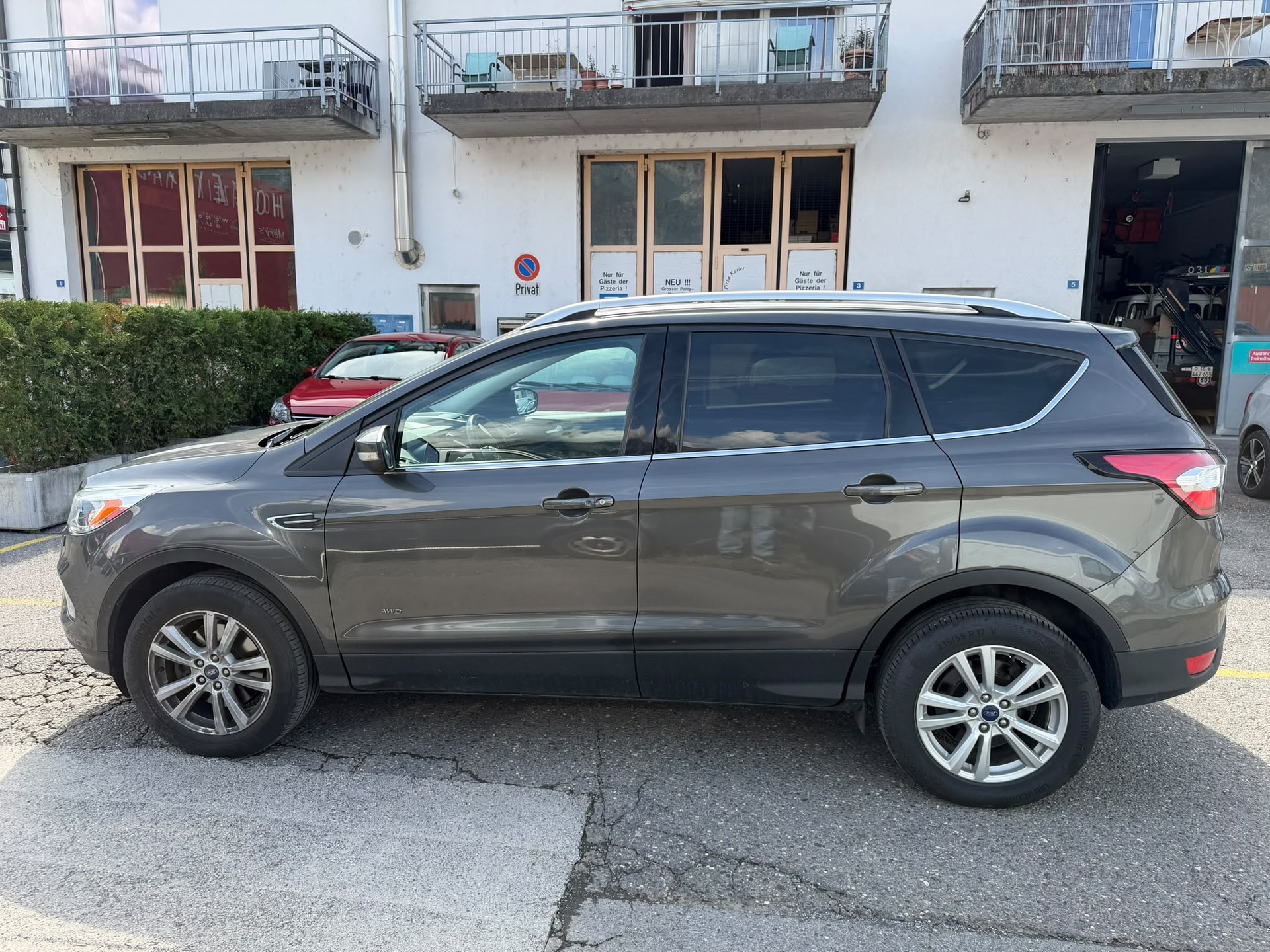 FORD Kuga 1.5 SCTi Carving 4WD Automatic-image-5