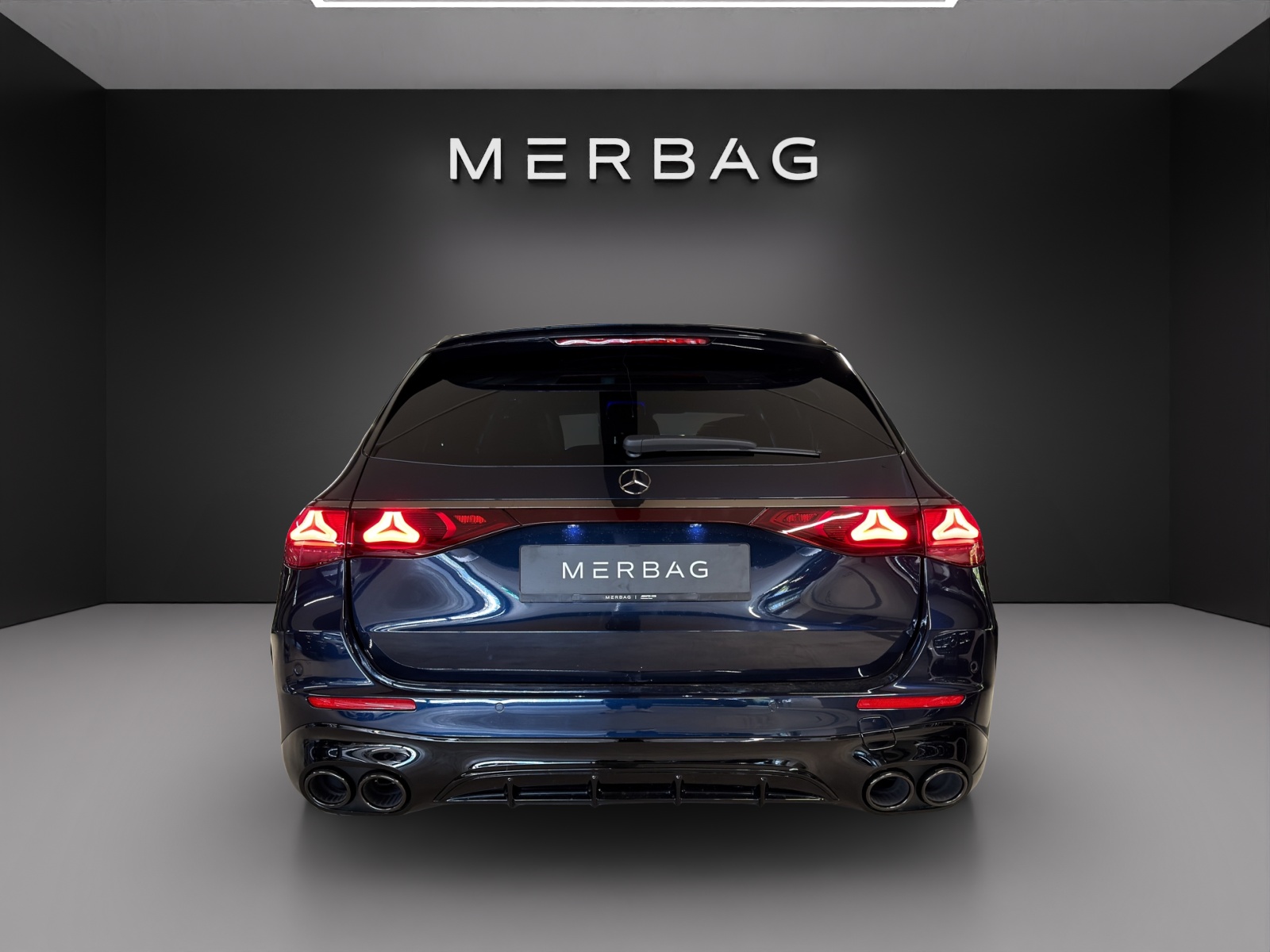 MERCEDES-BENZ AMG E 53 Hybrid 4MATIC+ T-Model-image-4