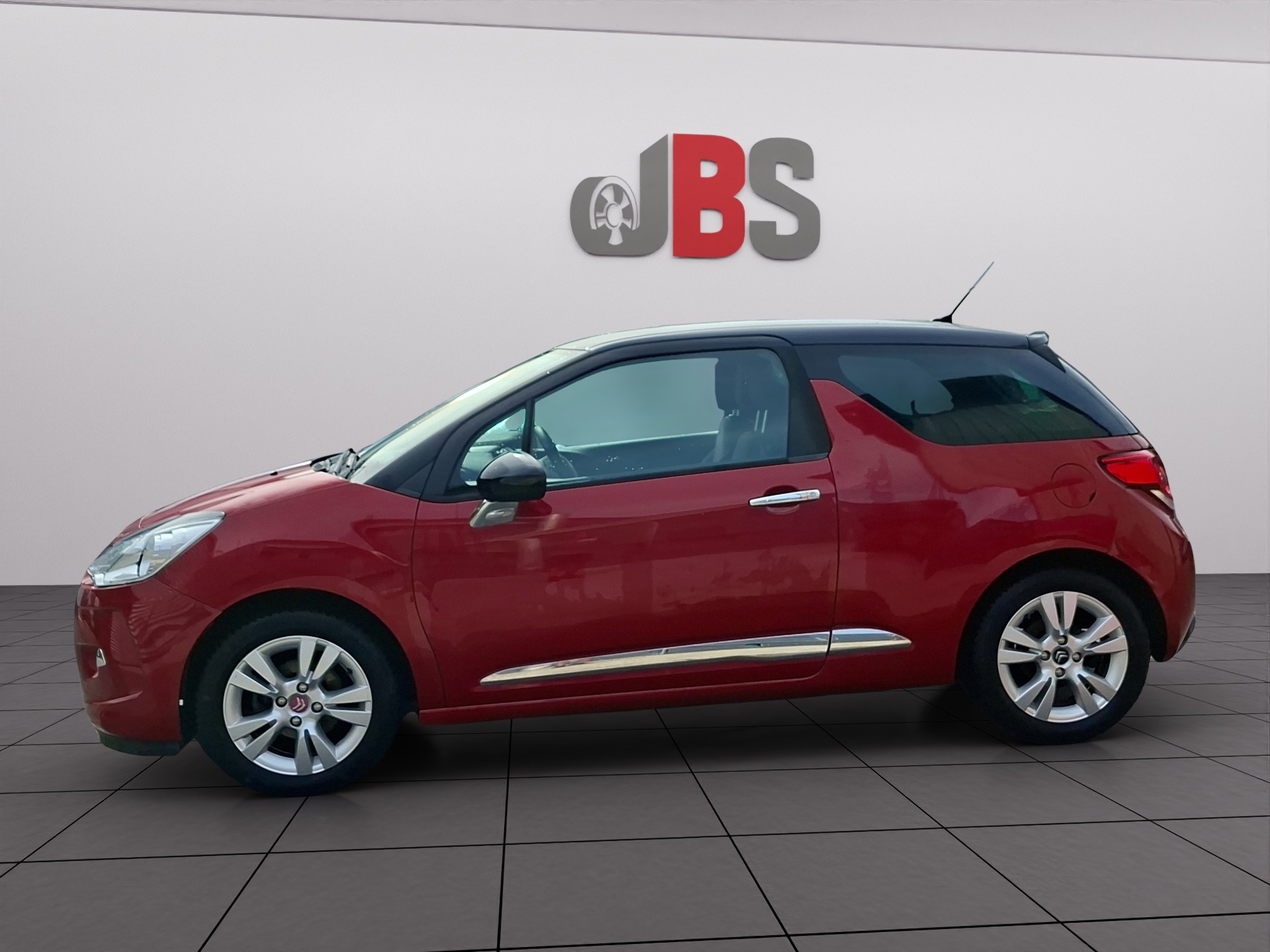 DS AUTOMOBILES DS3 1.6 VTi Ultra Prestige-image-0