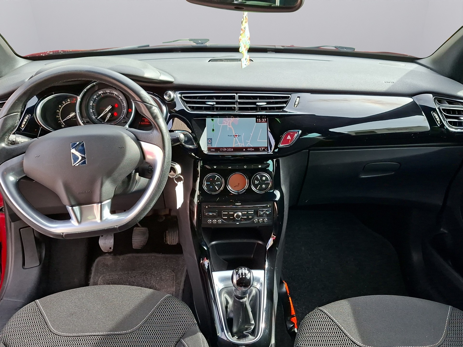 DS AUTOMOBILES DS3 1.6 VTi Ultra Prestige-image-10