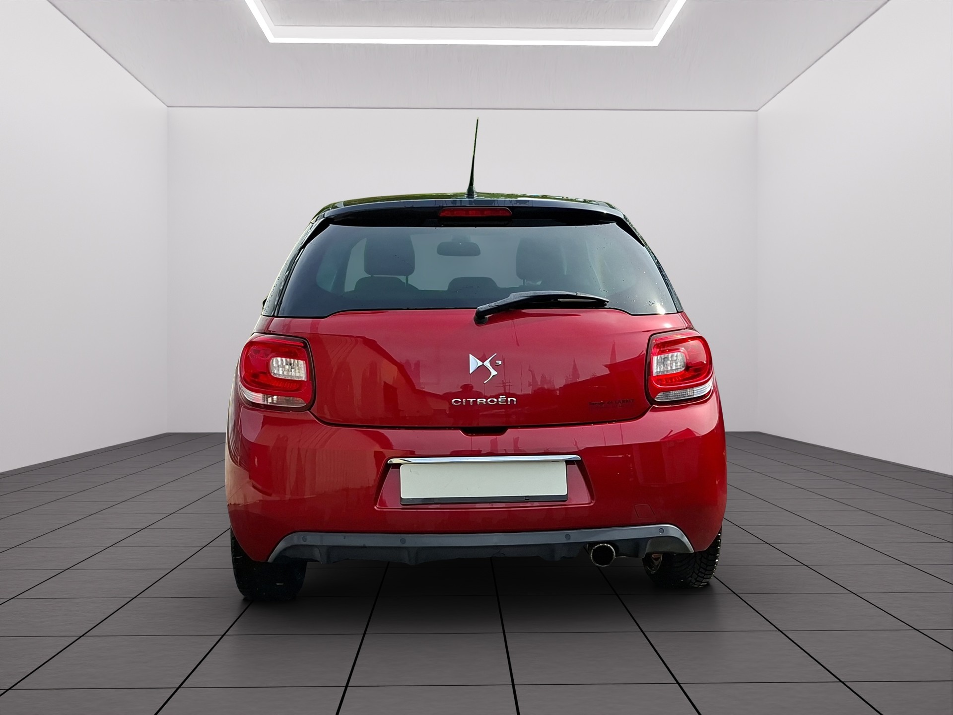 DS AUTOMOBILES DS3 1.6 VTi Ultra Prestige-image-3