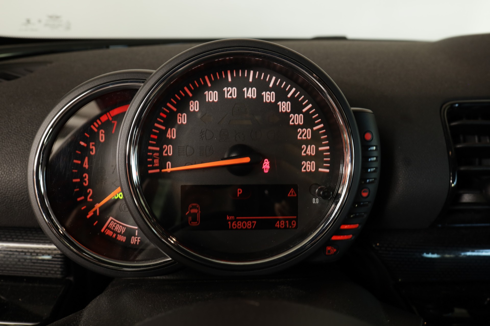 MINI Clubman Cooper S ALL4 Steptronic * Chili * Wired *-image-10