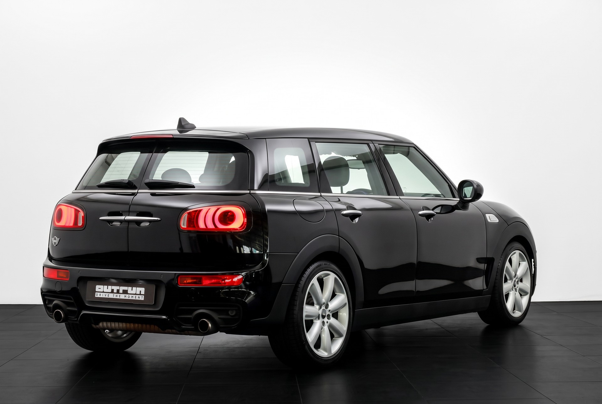 MINI Clubman Cooper S ALL4 Steptronic * Chili * Wired *-image-6