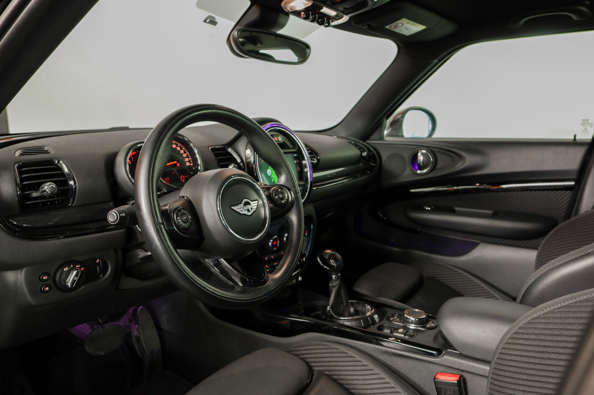 MINI Clubman Cooper S ALL4 Steptronic * Chili * Wired *-image-15