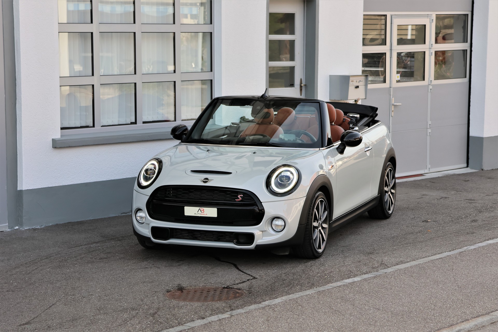 MINI Cooper S Cabriolet DKG (CH)
