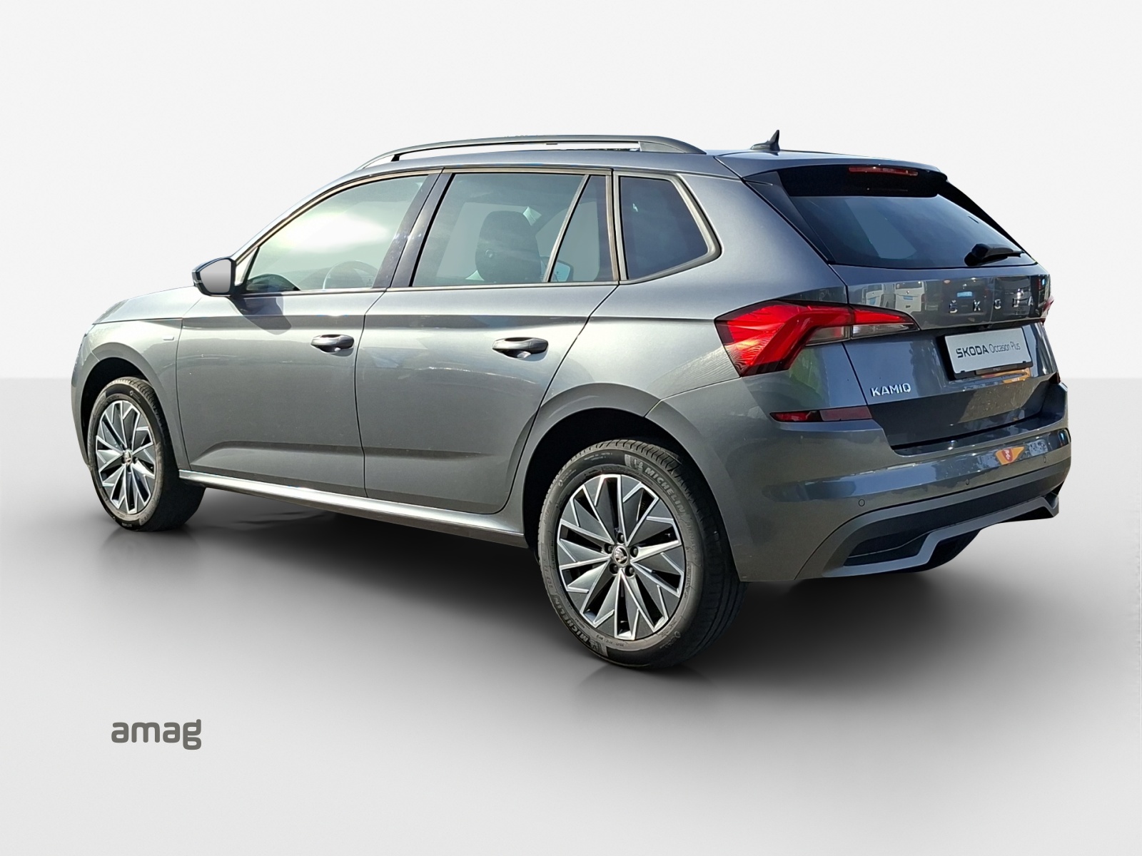 SKODA Kamiq 1.0 TSI Tour-image-2