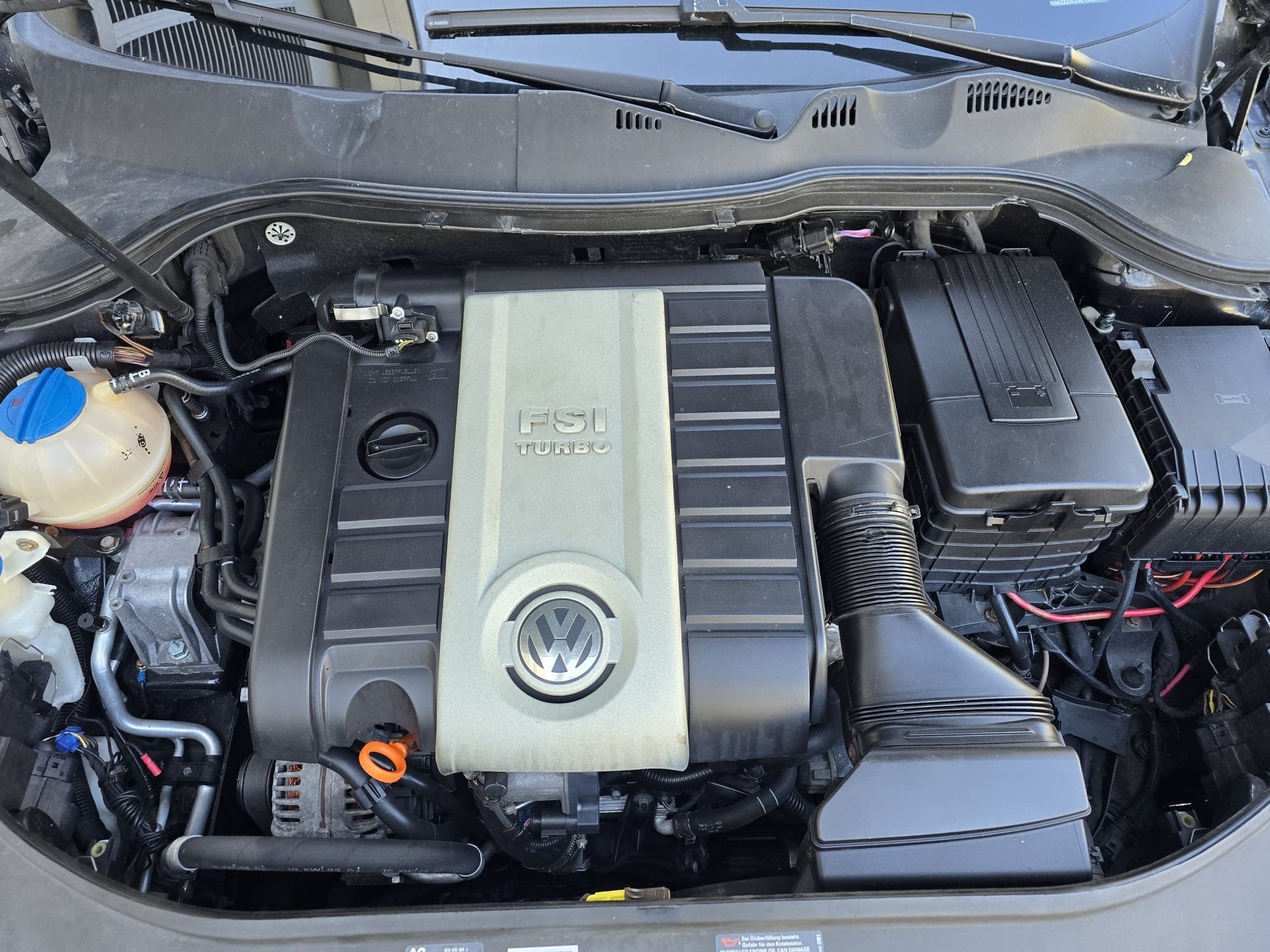 VW Passat Variant 2.0T FSI Comfortline-image-24