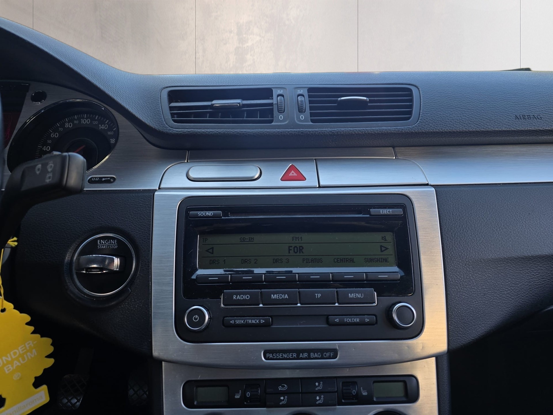 VW Passat Variant 2.0T FSI Comfortline-image-15