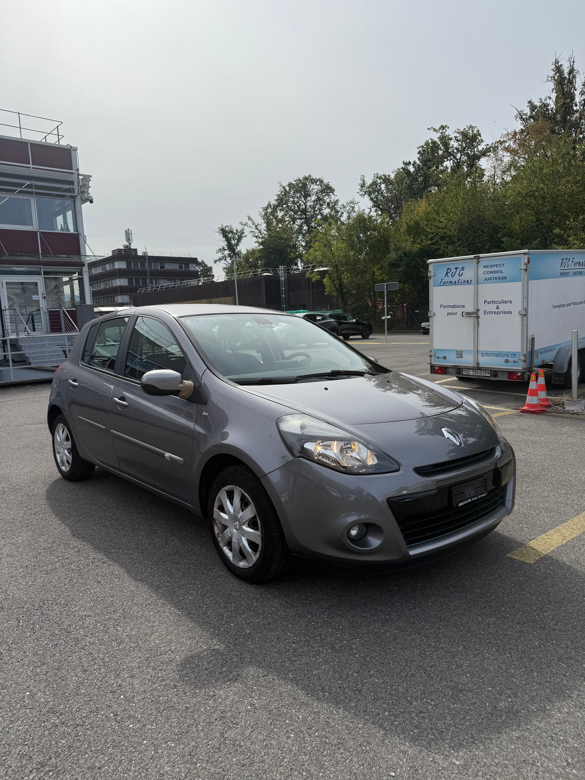 RENAULT Clio 1.2 16V Turbo Night&Day-image-5